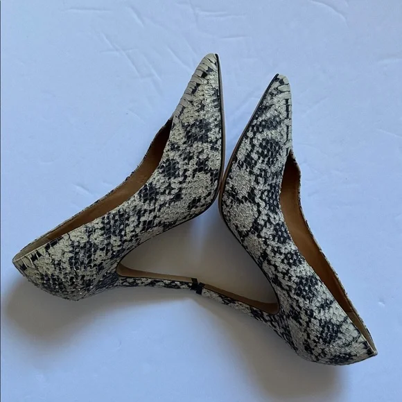 Isabel Marant Python Pumps - Picture 8 of 8